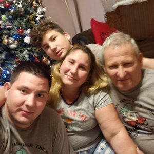 Meet your Posher, Yenicey